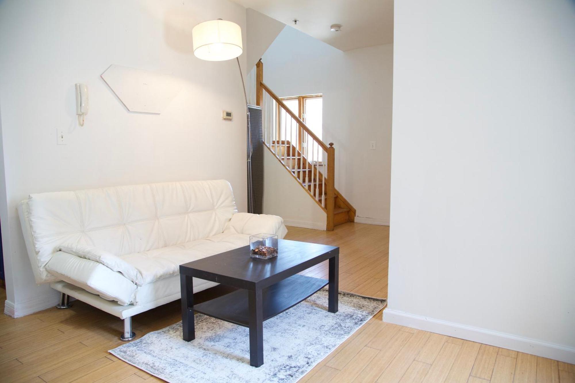 Brightonbeach2-room W & Balcony Homestay *